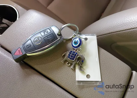 2012 Mercedes-Benz C 300 Luxury 4Matic/Sport 4Matic from USA, damaged, VIN WDDGF8BB7CA604641